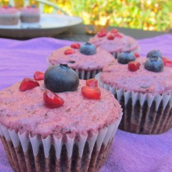 bluberry pomegranate cupcakes